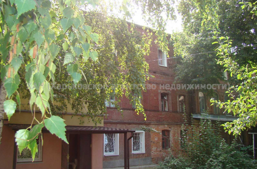 Продам квартиру, Людмилы Гурченко пер. , д. 6 , 2  ком., 48 м², без ремонта 