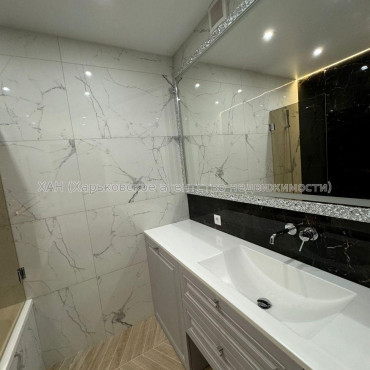 Продам квартиру, Большая Панасовская ул. , 3  ком., 100 м², евроремонт 