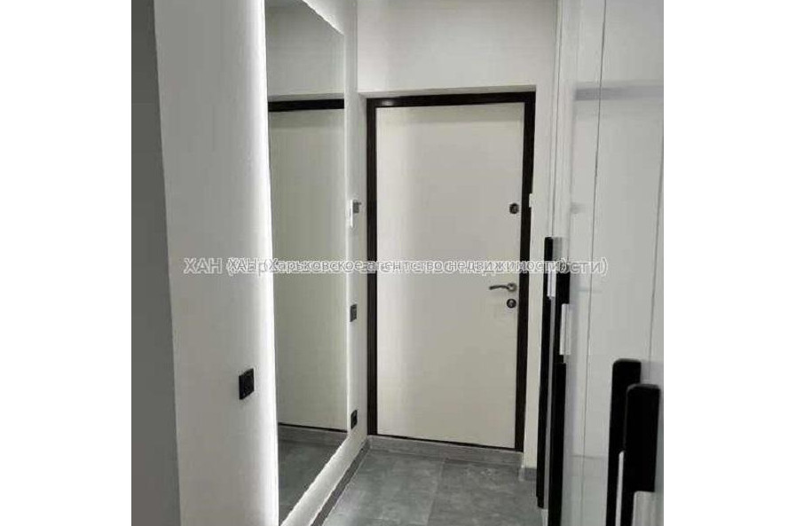 Продам квартиру, Гвардейцев Широнинцев ул. , 2  ком., 73 м², авторский дизайн 