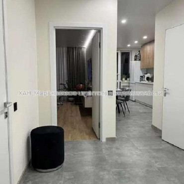 Продам квартиру, Гвардейцев Широнинцев ул. , 2  ком., 73 м², авторский дизайн 