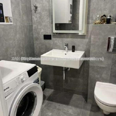 Продам квартиру, Гвардейцев Широнинцев ул. , 2  ком., 73 м², авторский дизайн 