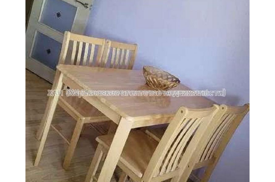 Продам квартиру, Барабашова академика ул. , 2  ком., 78 м², капитальный ремонт 
