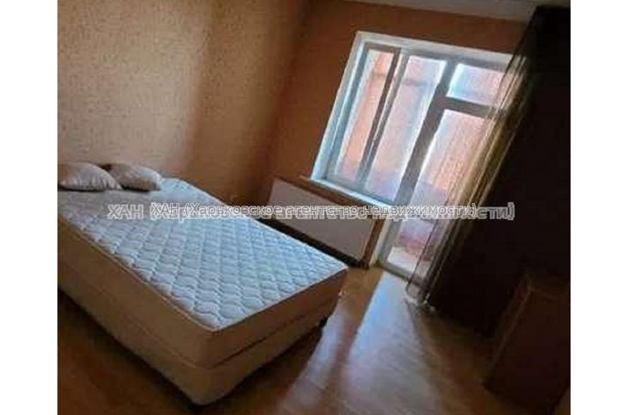 Продам квартиру, Барабашова академика ул. , 2  ком., 78 м², капитальный ремонт 