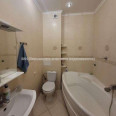 Продам квартиру, Барабашова академика ул. , 2  ком., 78 м², капитальный ремонт 