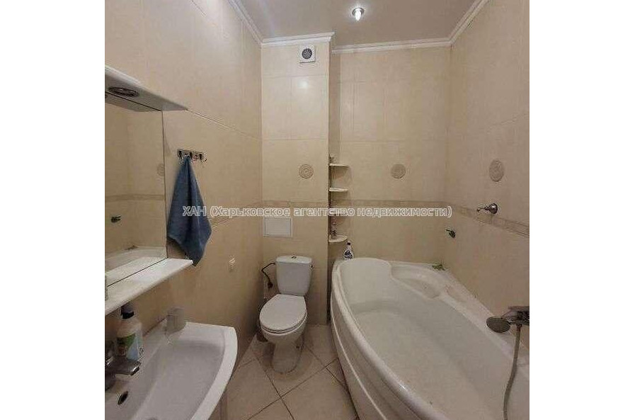 Продам квартиру, Барабашова академика ул. , 2  ком., 78 м², капитальный ремонт 
