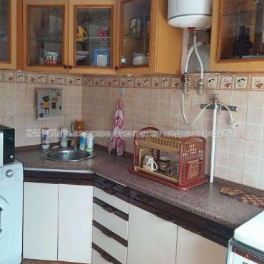 Продам квартиру, Ковтуна ул. , 1 кім., 30 м², капитальный ремонт 