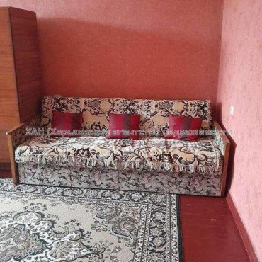 Продам квартиру, Ковтуна ул. , 1 кім., 30 м², капитальный ремонт 