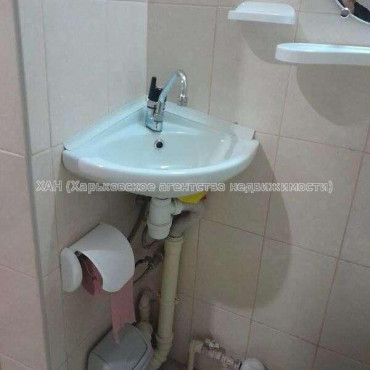 Продам квартиру, Ковтуна ул. , 1 кім., 30 м², капитальный ремонт 