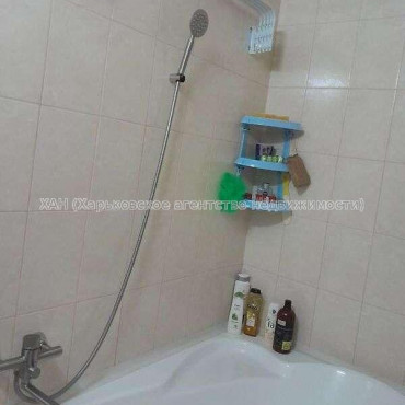 Продам квартиру, Ковтуна ул. , 1 кім., 30 м², капитальный ремонт 