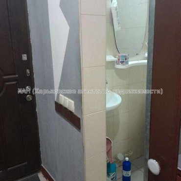 Продам квартиру, Ковтуна ул. , 1 кім., 30 м², капитальный ремонт 