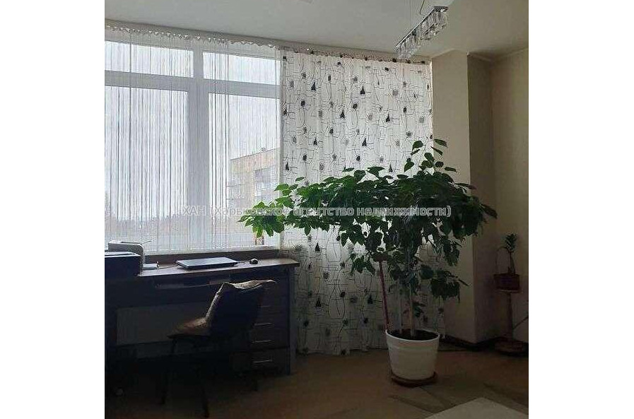 Продам квартиру, Петра Болбочана ул. , 4  ком., 153 м², евроремонт 