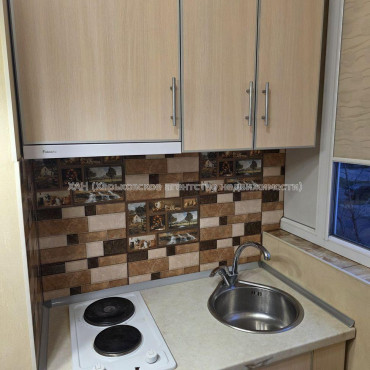 Продам квартиру, Шевченковский пер. , 1 кім., 20 м², капитальный ремонт 