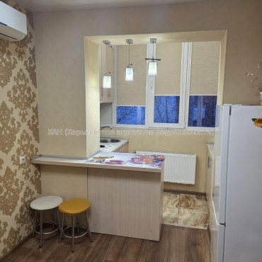 Продам квартиру, Шевченковский пер. , 1 кім., 20 м², капитальный ремонт 