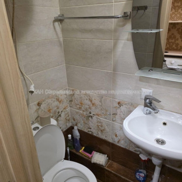 Продам квартиру, Шевченковский пер. , 1 кім., 20 м², капитальный ремонт 