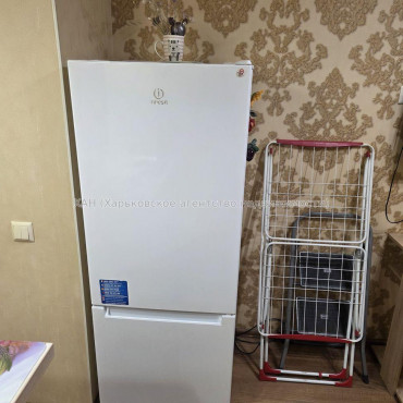 Продам квартиру, Шевченковский пер. , 1 кім., 20 м², капитальный ремонт 