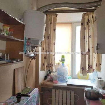 Продам квартиру, Григория Сковороды ул. , 1 кім., 20 м², косметический ремонт 