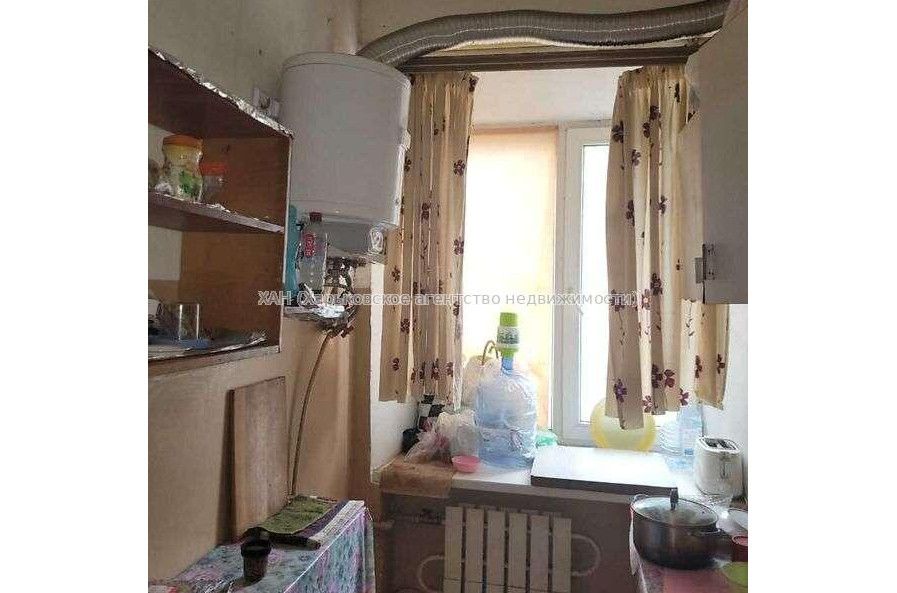 Продам квартиру, Григория Сковороды ул. , 54 , 1 кім., 20 м², косметический ремонт 