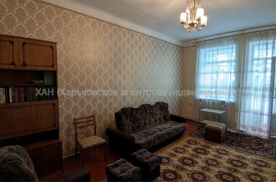 Продам квартиру, Трускавецкая ул. , 3 кім., 75 м², косметический ремонт 