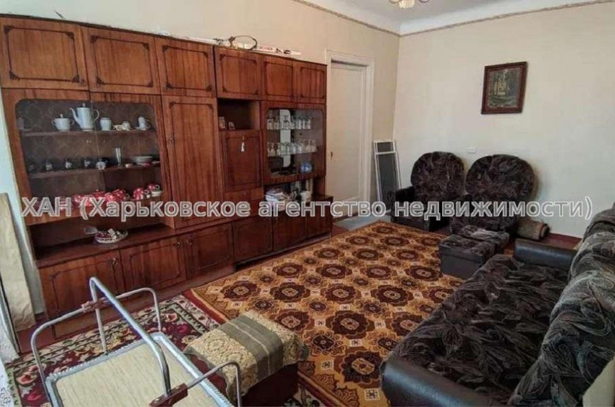 Продам квартиру, Трускавецкая ул. , 3  ком., 75 м², косметический ремонт 