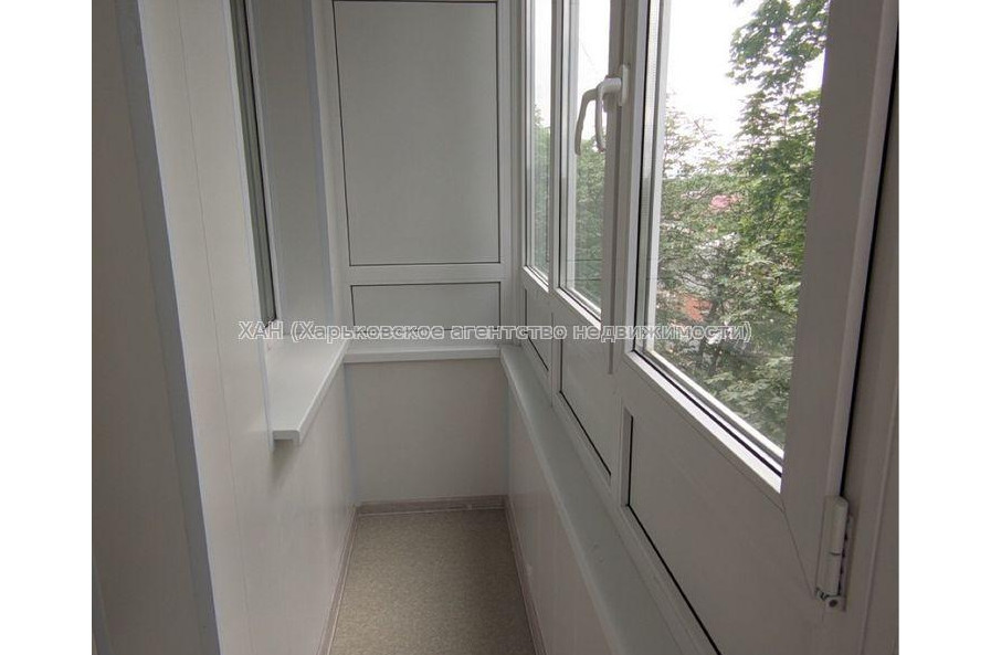 Продам квартиру, Трускавецкая ул. , 3  ком., 75 м², косметический ремонт 