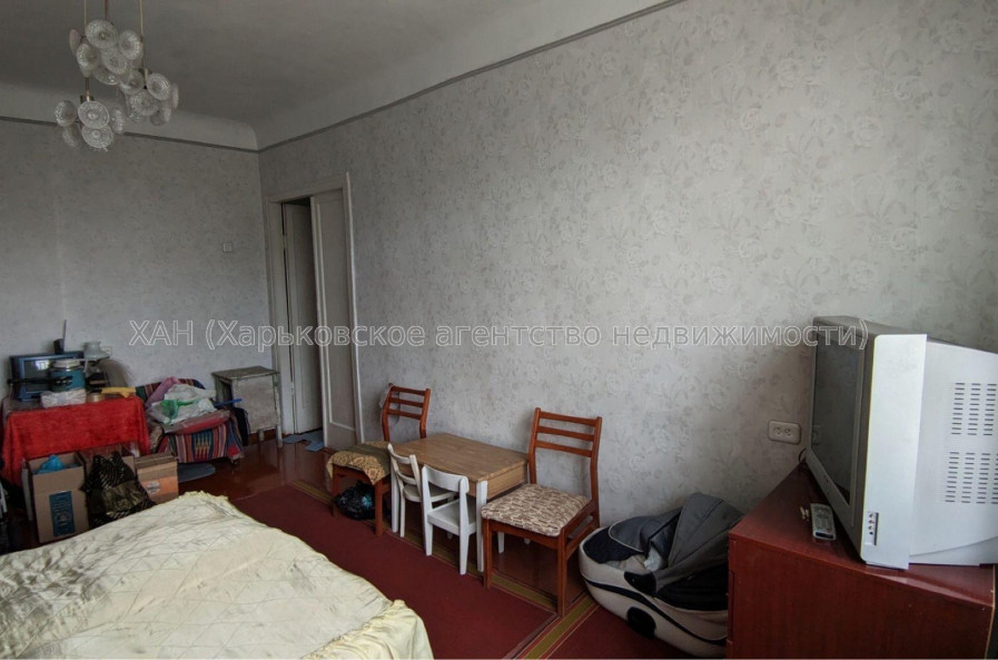 Продам квартиру, Трускавецкая ул. , 3  ком., 75 м², косметический ремонт 