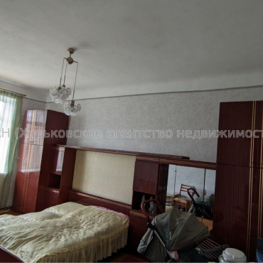 Продам квартиру, Трускавецкая ул. , 3  ком., 75 м², косметический ремонт 