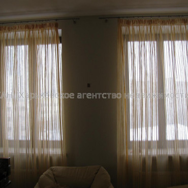 Продам квартиру, Космическая ул. , 5  ком., 220 м², евроремонт 