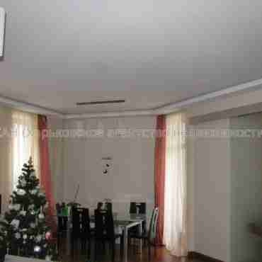 Продам квартиру, Космическая ул. , 5 кім., 220 м², евроремонт 