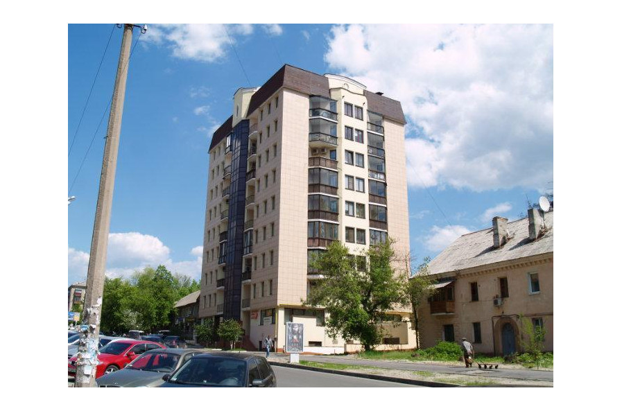 Продам квартиру, Космическая ул. , 5 кім., 220 м², евроремонт 