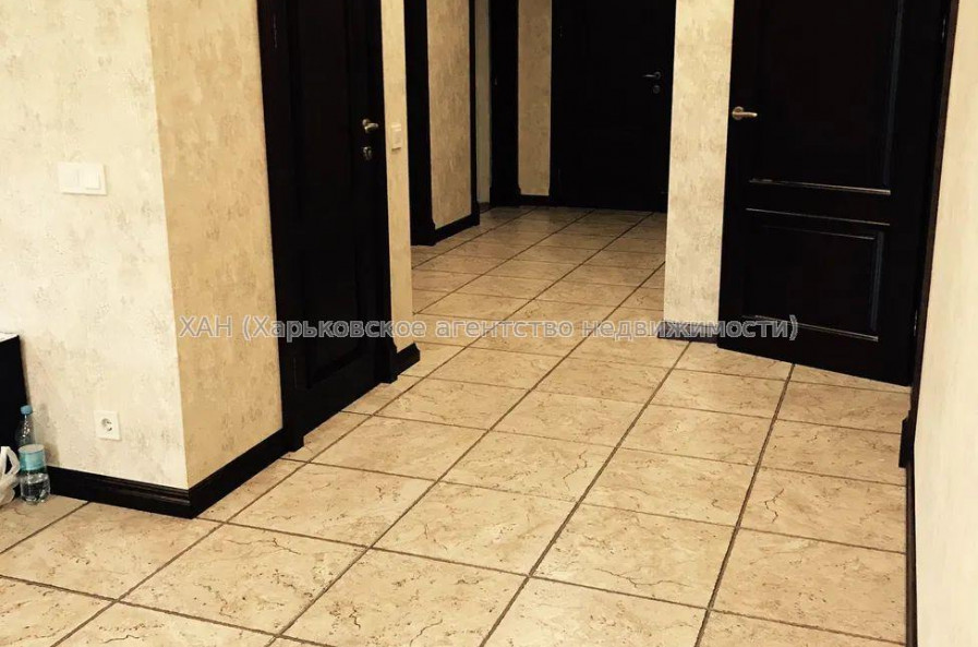 Продам дом, Светлая ул. , 190 м², 15 сот., капитальный ремонт 