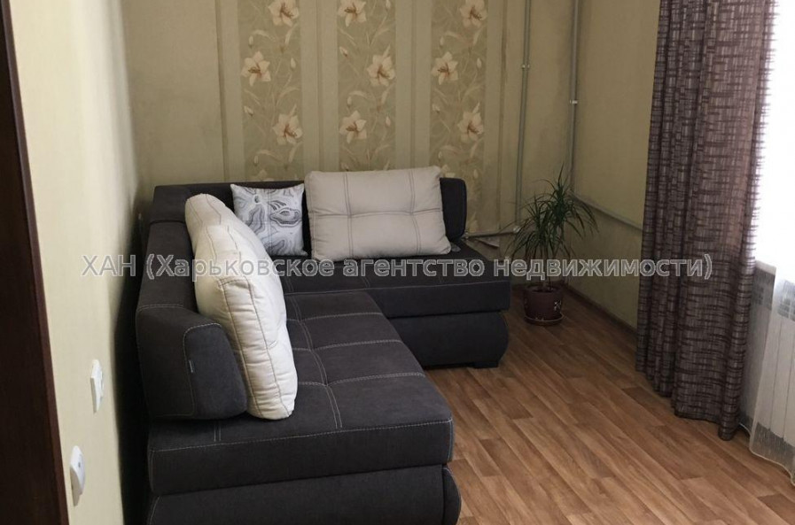 Продам квартиру, Достоевского въезд , 2 кім., 50 м², капитальный ремонт 