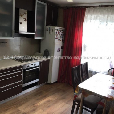 Продам квартиру, Каменярский въезд , 2 кім., 50 м², капитальный ремонт 
