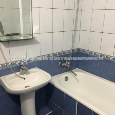 Продам квартиру, Каменярский въезд , 2 кім., 50 м², капитальный ремонт 