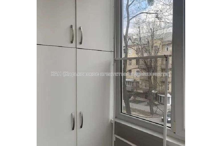 Продам квартиру, Данилевского ул. , 2 кім., 52 м², косметический ремонт 