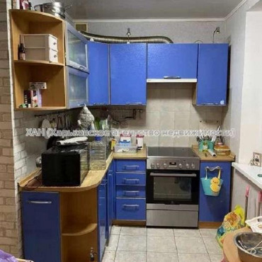 Продам квартиру, Победы просп. , 4 кім., 90 м², косметический ремонт 