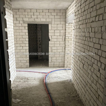 Продам квартиру, Полтавский Шлях ул. , 1 кім., 54 м², без внутренних работ 