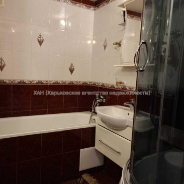 Продам квартиру, Пастера Луи ул. , 3 кім., 95 м², евроремонт 