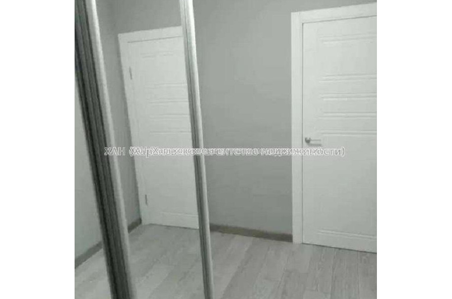Продам квартиру, Домостроительная ул. , 1 кім., 38 м², евроремонт 