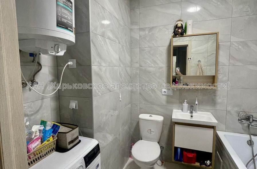 Продам квартиру, Шевченковский пер. , 1  ком., 35 м², капитальный ремонт 