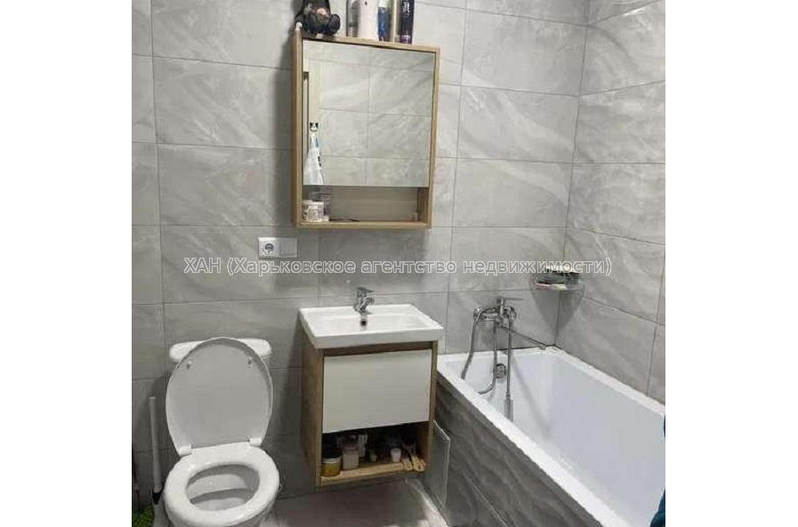 Продам квартиру, Шевченковский пер. , 1  ком., 35 м², капитальный ремонт 