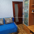 Продам квартиру, Каденюка ул. , 2  ком., 47 м², капитальный ремонт 