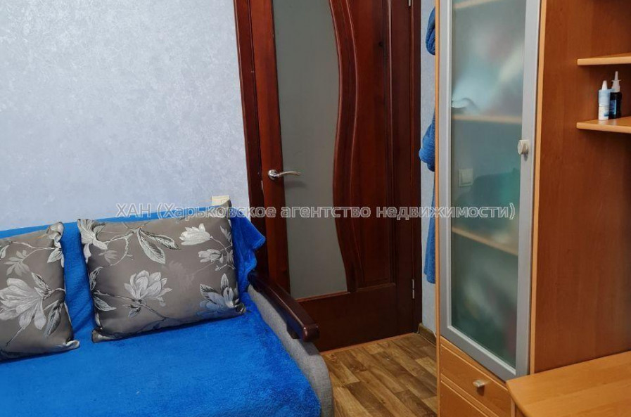 Продам квартиру, Каденюка ул. , 2  ком., 47 м², капитальный ремонт 