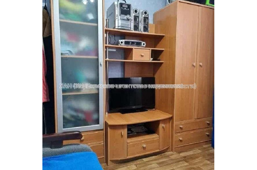 Продам квартиру, Каденюка ул. , 2 кім., 47 м², капитальный ремонт 