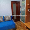 Продам квартиру, Каденюка ул. , 2 кім., 47 м², капитальный ремонт 