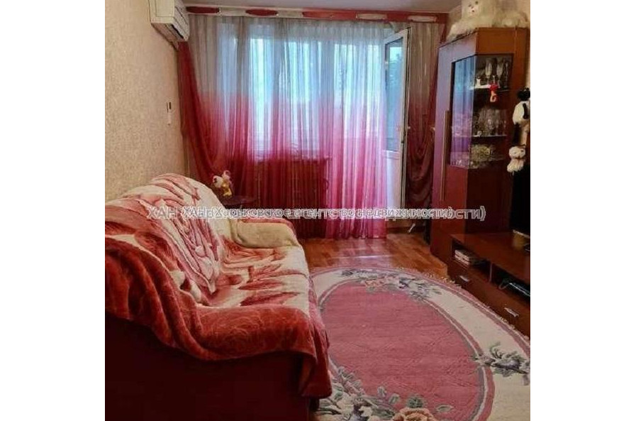 Продам квартиру, Каденюка ул. , 2 кім., 47 м², капитальный ремонт 