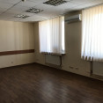 Сдам нежилую недвижимость, офис в офисном центре , 7  ком., 252 м², косметический ремонт 