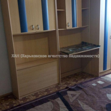 Продам квартиру, Полевая ул., Слободской район , 1  ком., 38 м², косметический ремонт 