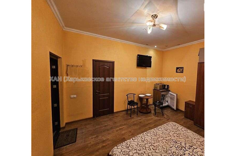 Продам квартиру, Куликовский спуск , 2 кім., 51 м², капитальный ремонт 