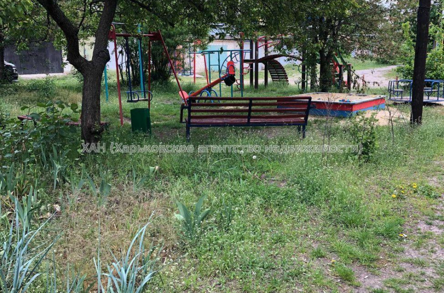 Продам квартиру, Счастливая ул. , 1 кім., 22 м², косметический ремонт 