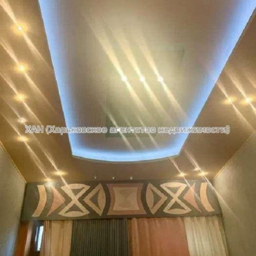 Продам квартиру, Черноглазовская ул. , 5  ком., 155 м², капитальный ремонт 